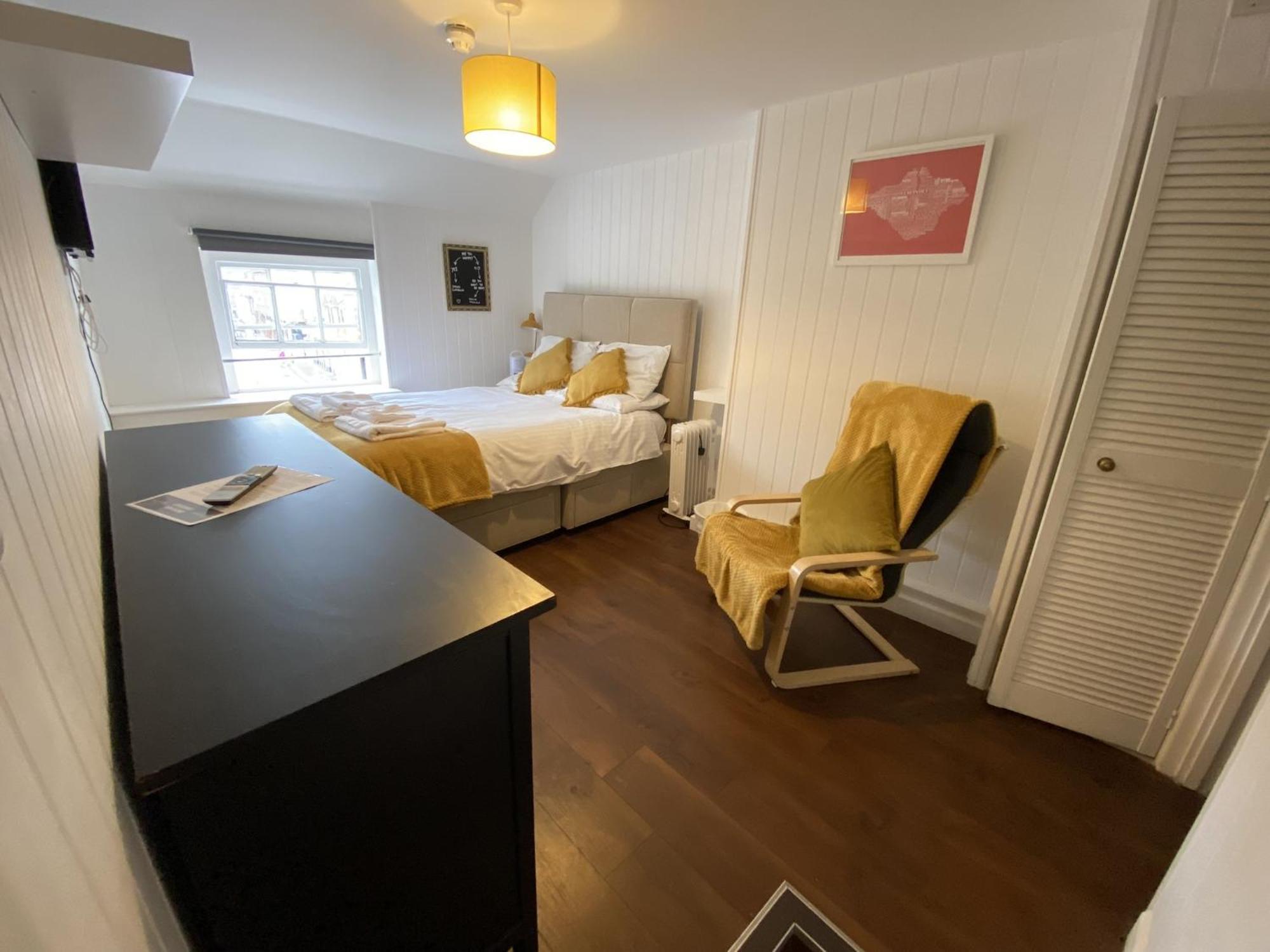 Wheatsheaf Hotel 뉴포트 객실 사진