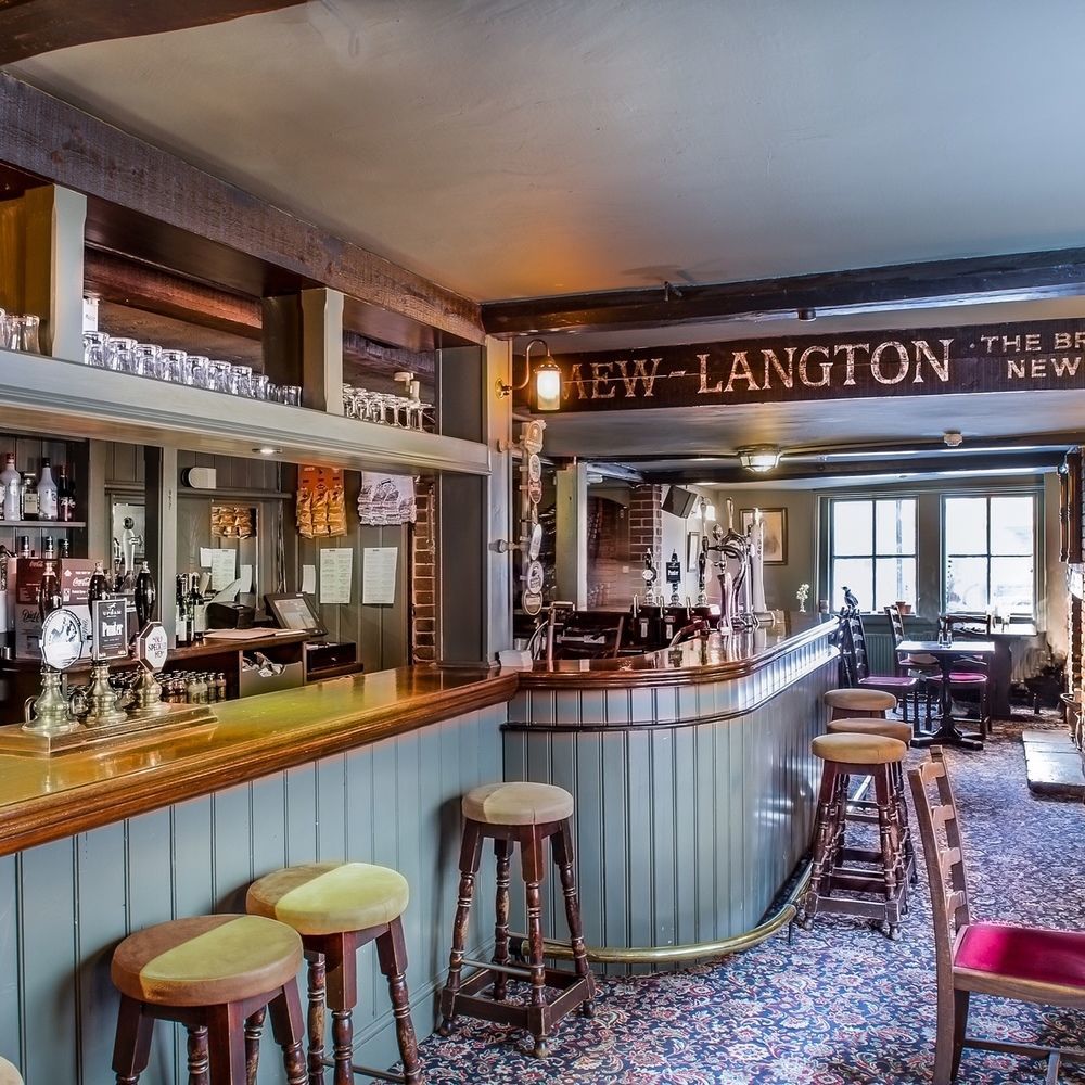 Wheatsheaf Hotel 뉴포트 외부 사진